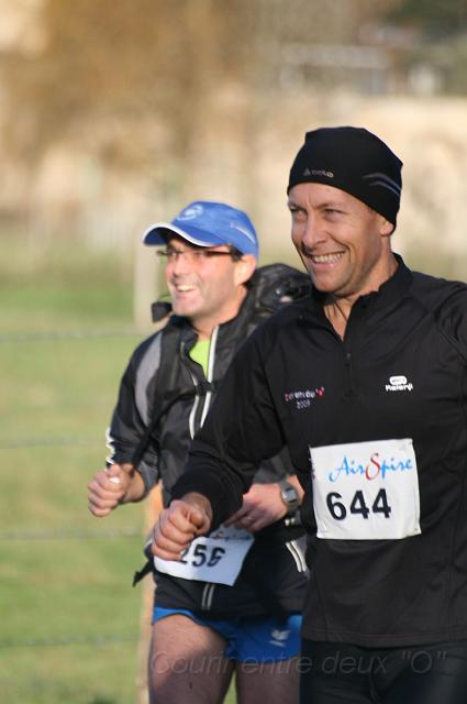 Courir entre deux O 2009 071.jpg